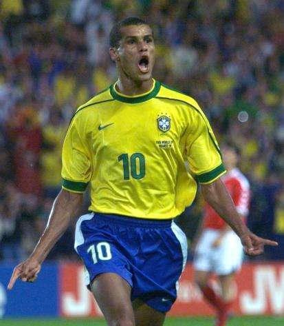 强劲对手 强劲对手